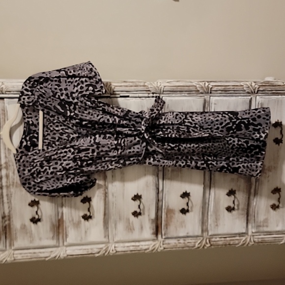 Banana Republic Dresses & Skirts - Banana Republic Wrap Dress